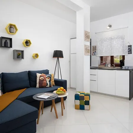 Апартаменти Ingrid